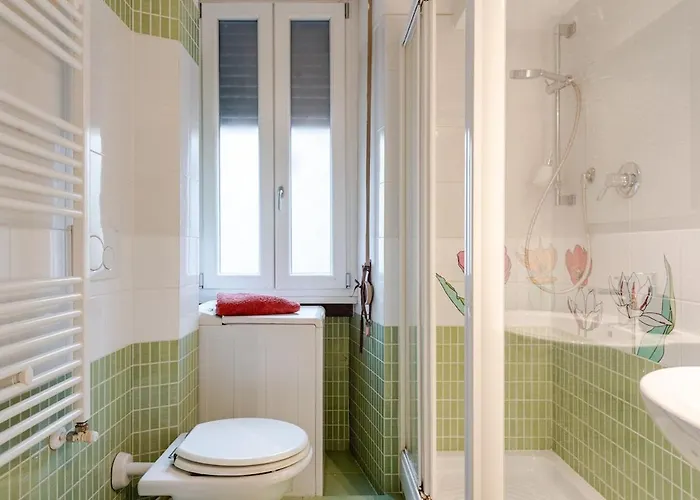 Apartment Artistic Colorful Vatican Museums Rom